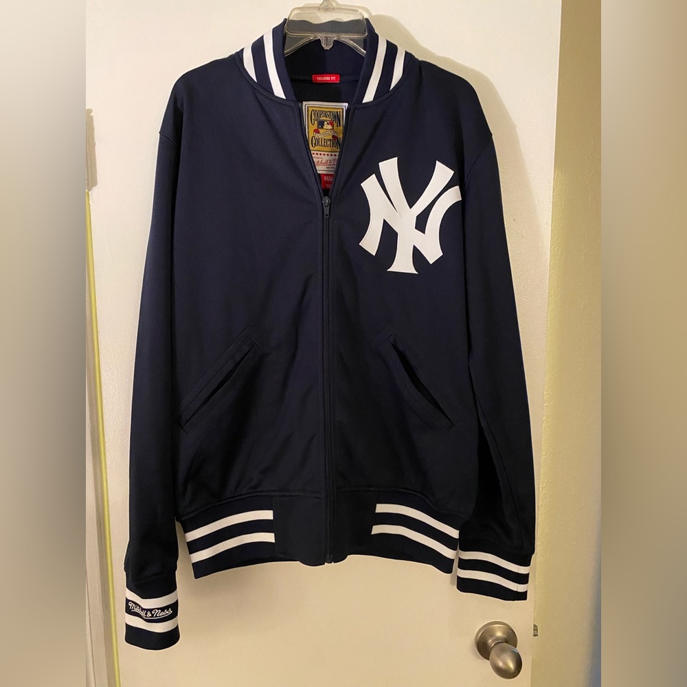 Mitchell & Ness Cooperstown Collection 1988 Yankees Jacket